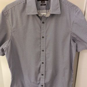 Micheal Kor’s Mens camp Collar dotted shirt